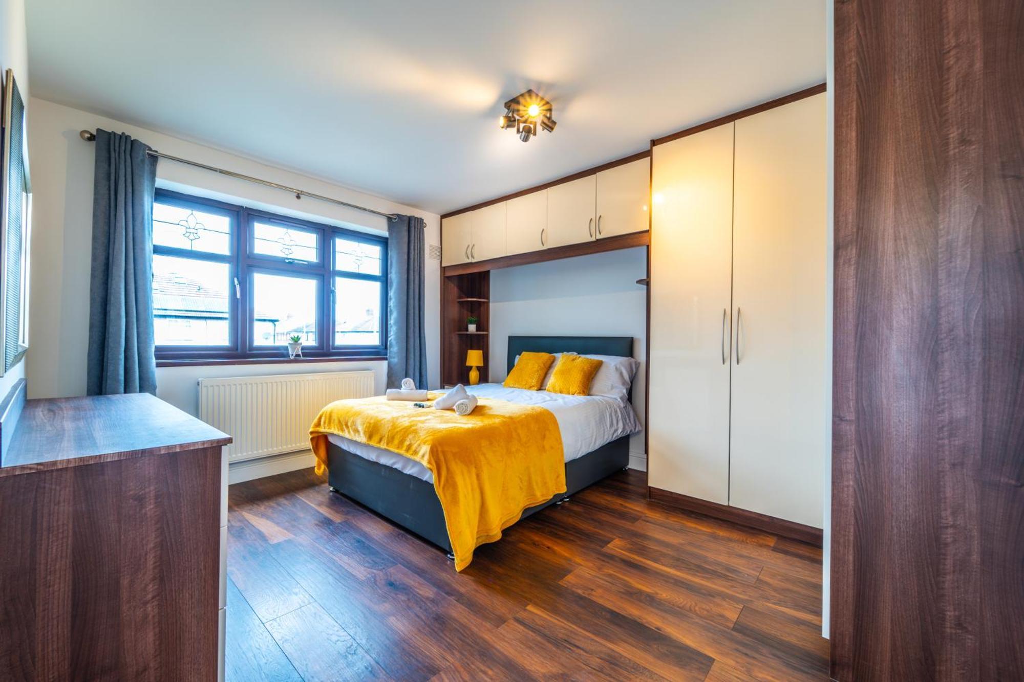 Modern Spacious 4 Bed Hayes Home With Free Parking Exterior foto